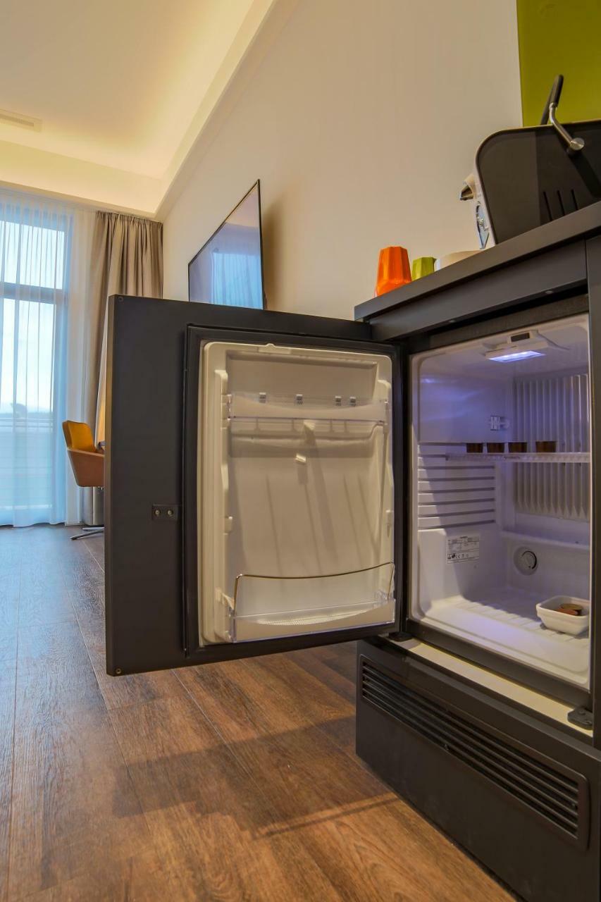 Self Check-In Hotel Von Rotz Вил Екстериор снимка
