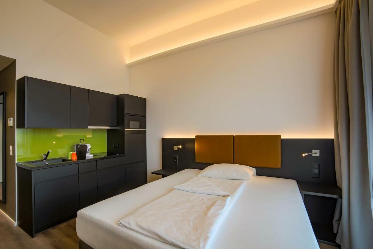 Self Check-In Hotel Von Rotz Вил Екстериор снимка
