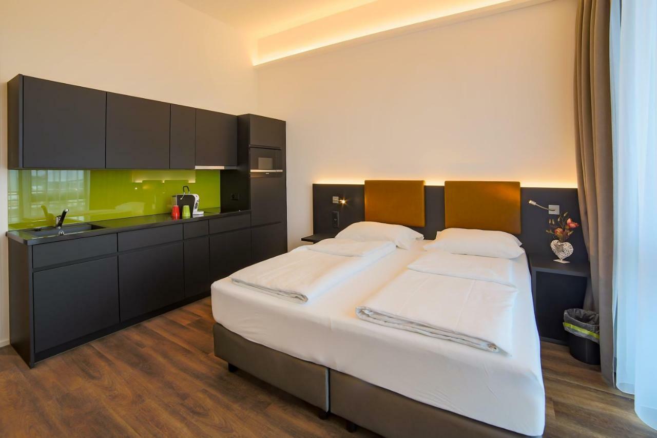 Self Check-In Hotel Von Rotz Вил Екстериор снимка