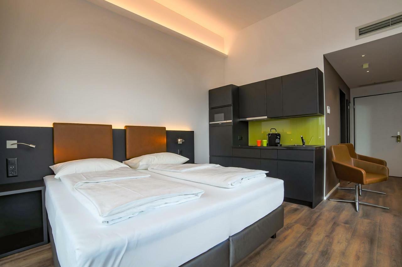 Self Check-In Hotel Von Rotz Вил Екстериор снимка